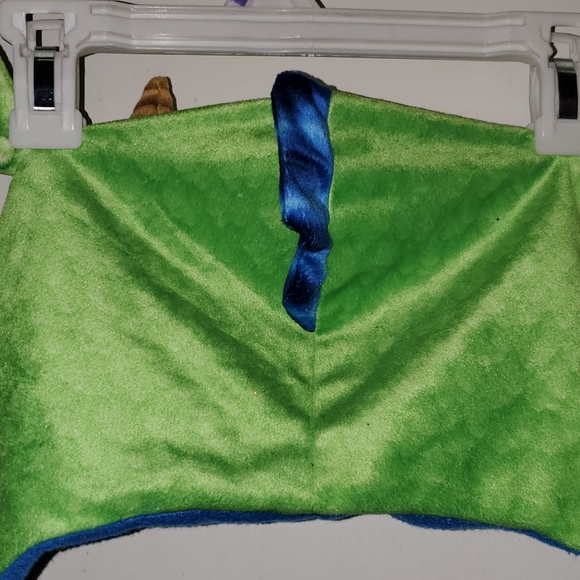 Kipp Brothers Fuzzy Wuzzy Head Huggeez - Picture 3 of 6